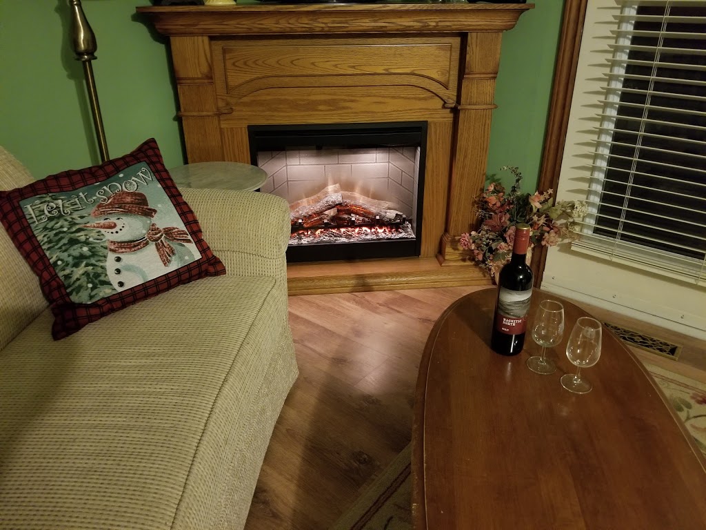 Atherton House Bed & Breakfast | 4265 Twenty-First St, Vineland Station, ON L0R 2E0, Canada | Phone: (905) 562-8902