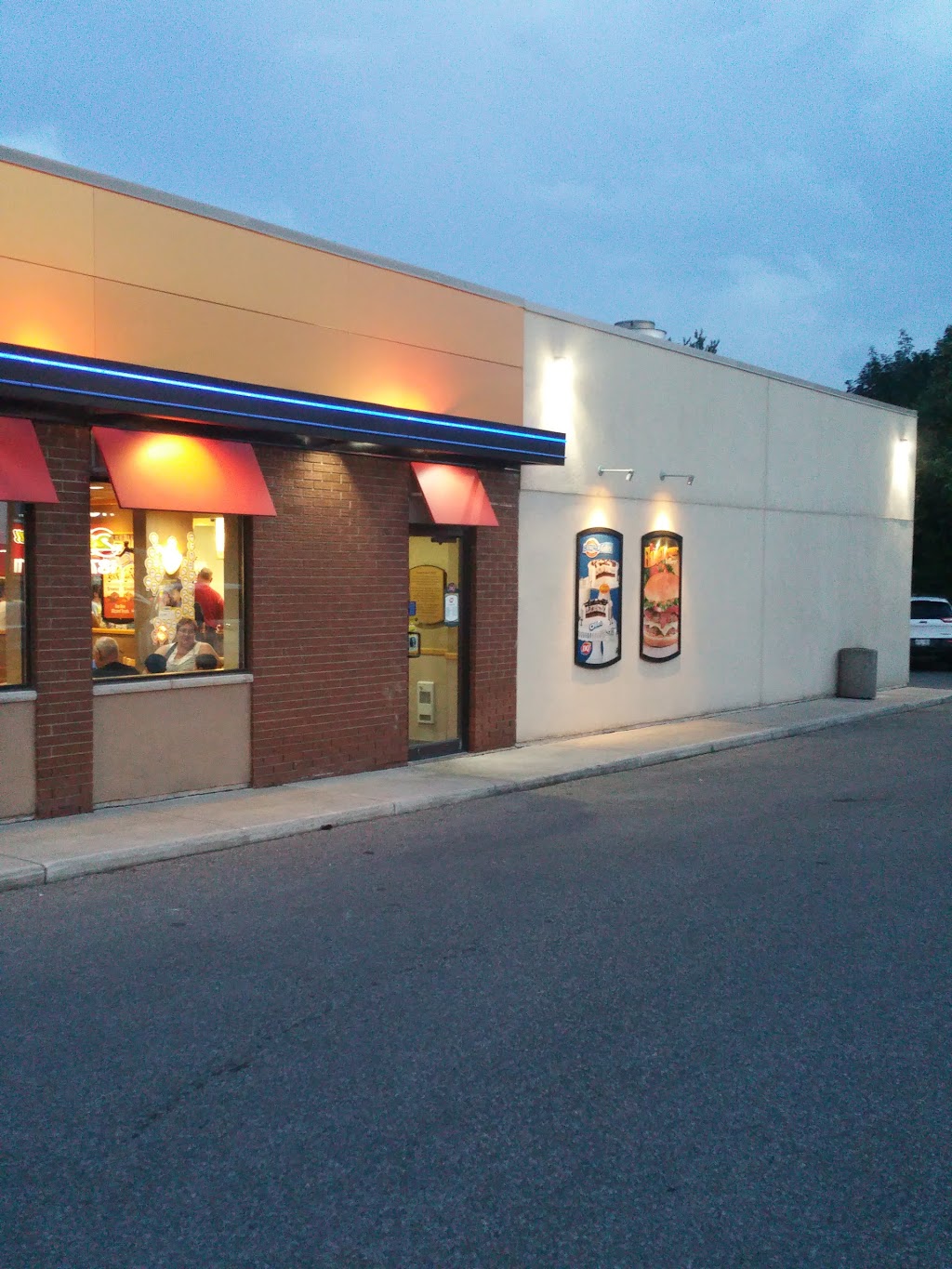 Dairy Queen Grill & Chill | 188 Guelph St, Georgetown, ON L7G 4A7, Canada | Phone: (905) 877-2586