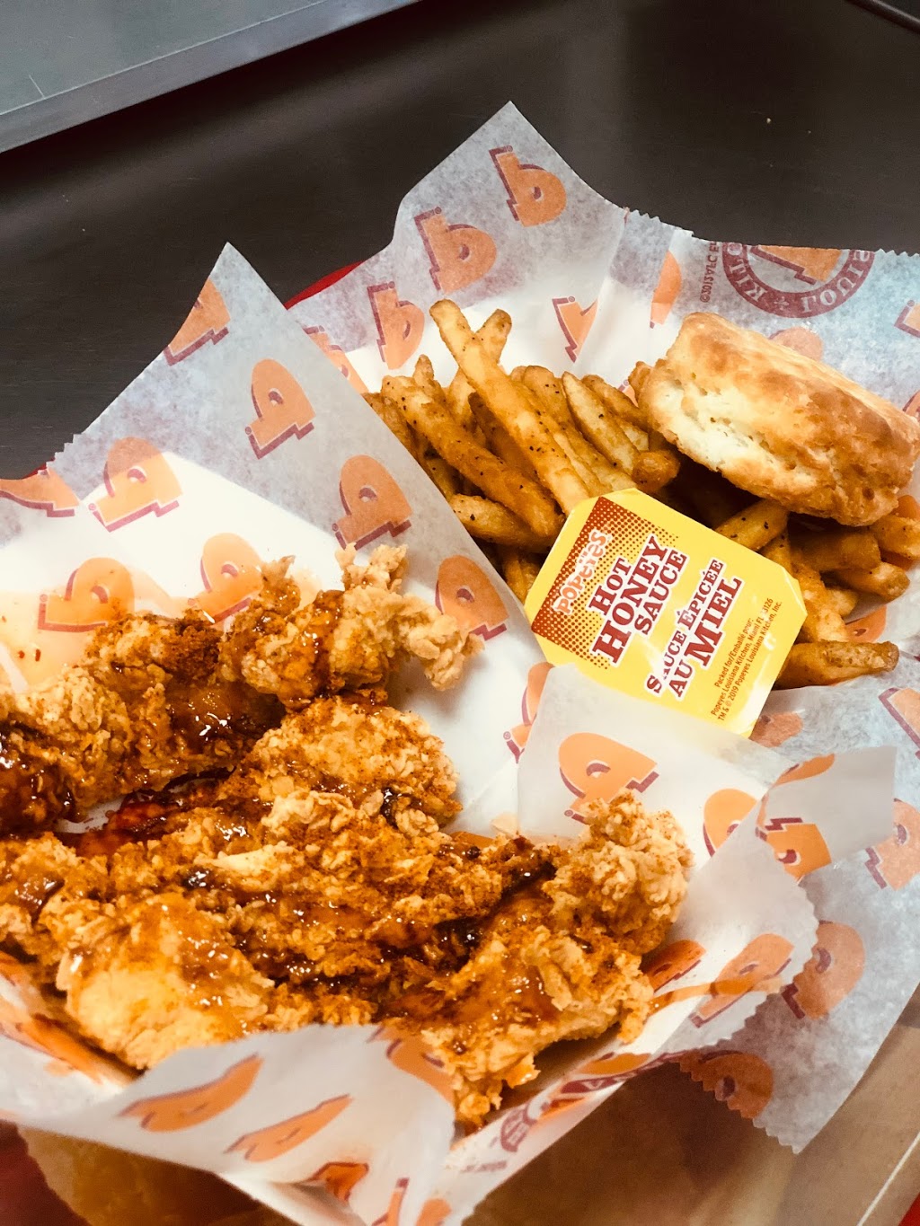 Popeyes Louisiana Kitchen | 320 Main St N, Brampton, ON L6V 4A3, Canada | Phone: (905) 454-3600