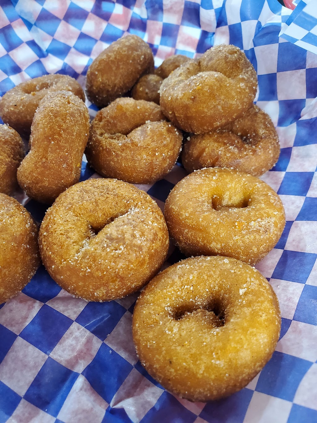Dreamland Diner | 2615 Portage Ave, Winnipeg, MB R3J 0P7, Canada | Phone: (204) 504-6000