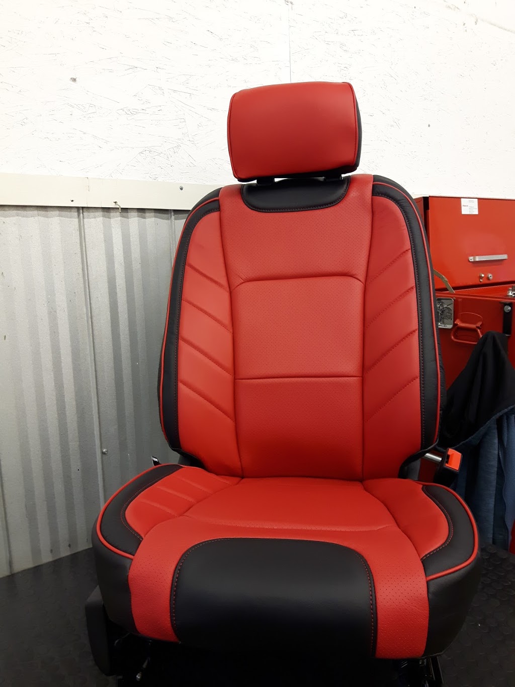 Automotive Leather of Regina | 1026 Bayda Crescent, Regina, SK S4N 6Y5, Canada | Phone: (306) 529-2107