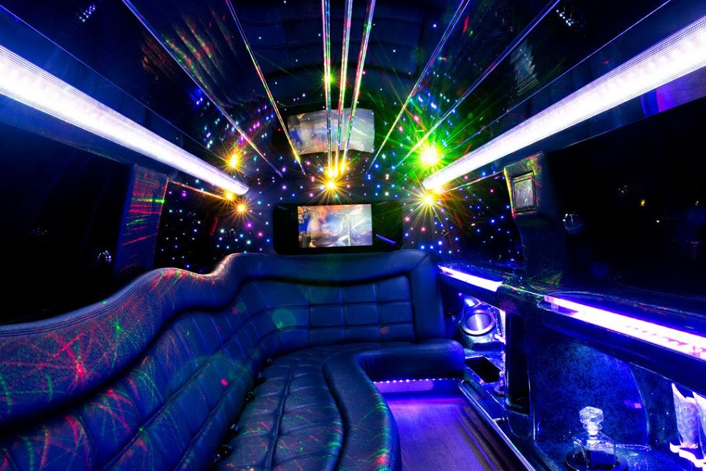 Apex Limousine & Car Services | 1076 James Crescent NW, Edmonton, AB T6L 6P6, Canada | Phone: (780) 466-0406