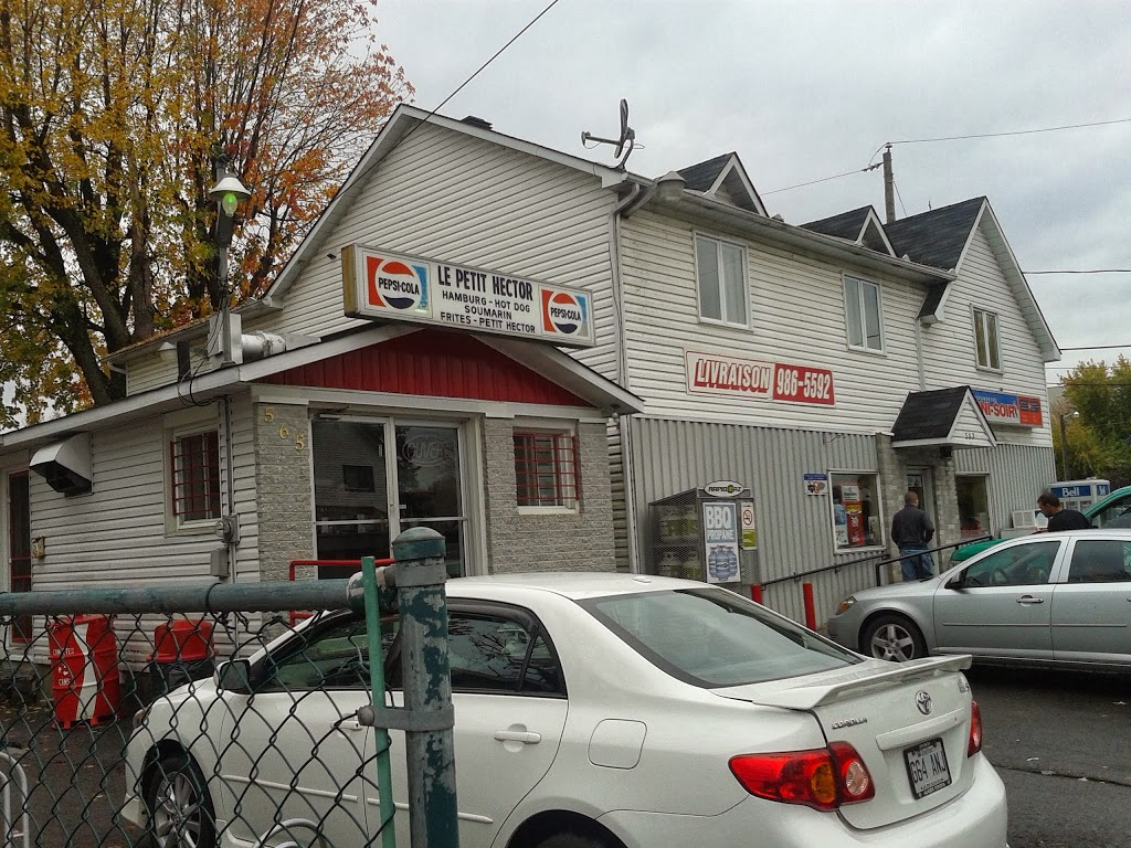 Restaurant Le Petit Hector | 565 Rue Bélanger, Gatineau, QC J8L 2M7, Canada | Phone: (819) 986-3838