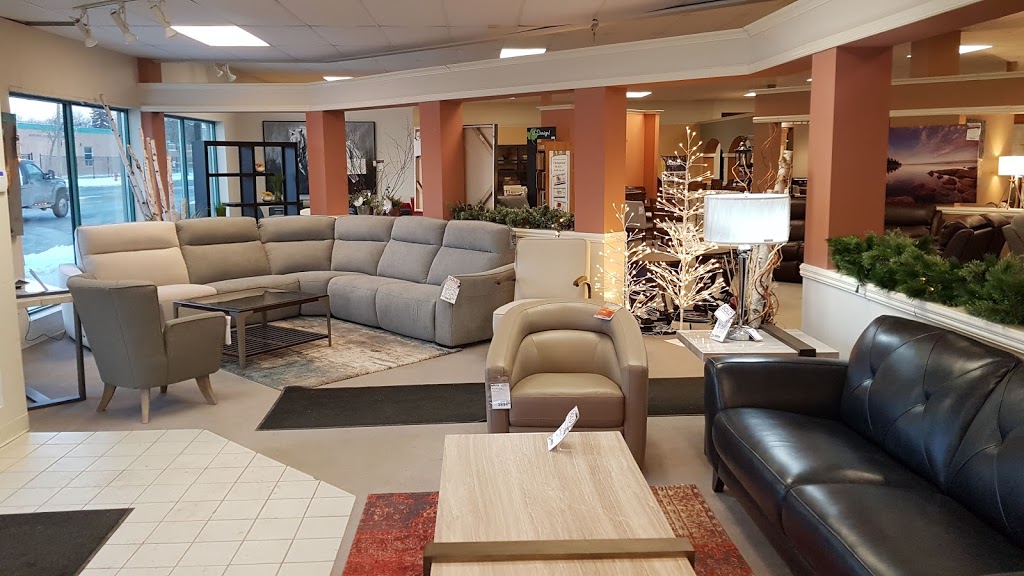 Wiens Furniture | 132 Main St Box 340, Niverville, MB R0A 1E0, Canada | Phone: (204) 388-4149