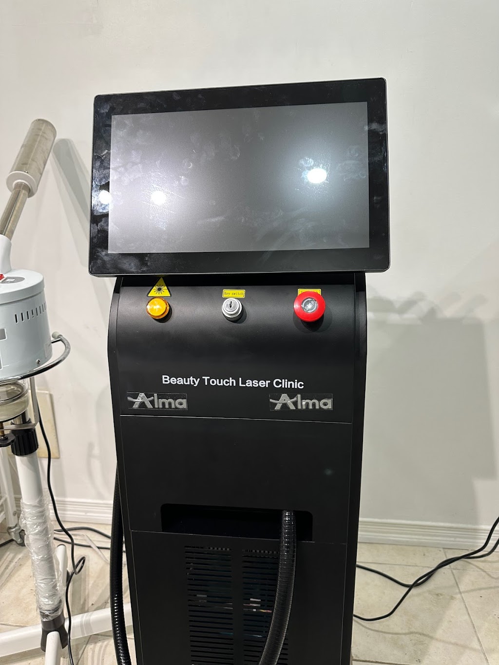 Beauty Touch Laser Clinic | 4 Goreridge Crescent, Brampton, ON L6P 1P2, Canada | Phone: (647) 505-4580