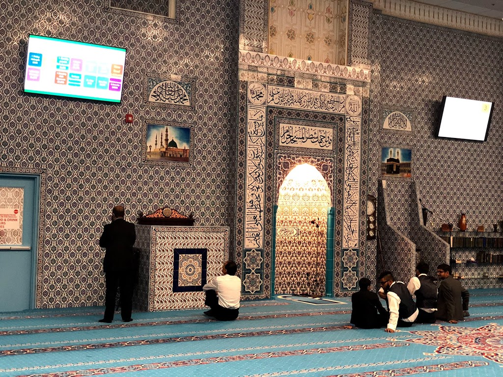 Sayeda Khadija Centre - Masjid | mosque | 7150 Edwards Blvd, Mississauga, ON L5S 1Z1, Canada | 9055645509 OR +1 905-564-5509