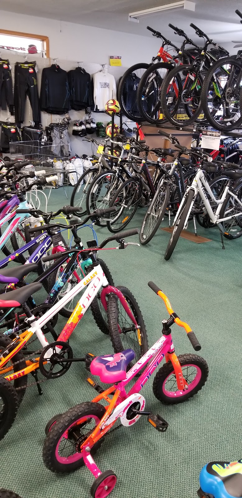 Oxford Source For Sports | 108 Concession St E, Tillsonburg, ON N4G 1P7, Canada | Phone: (519) 688-3224