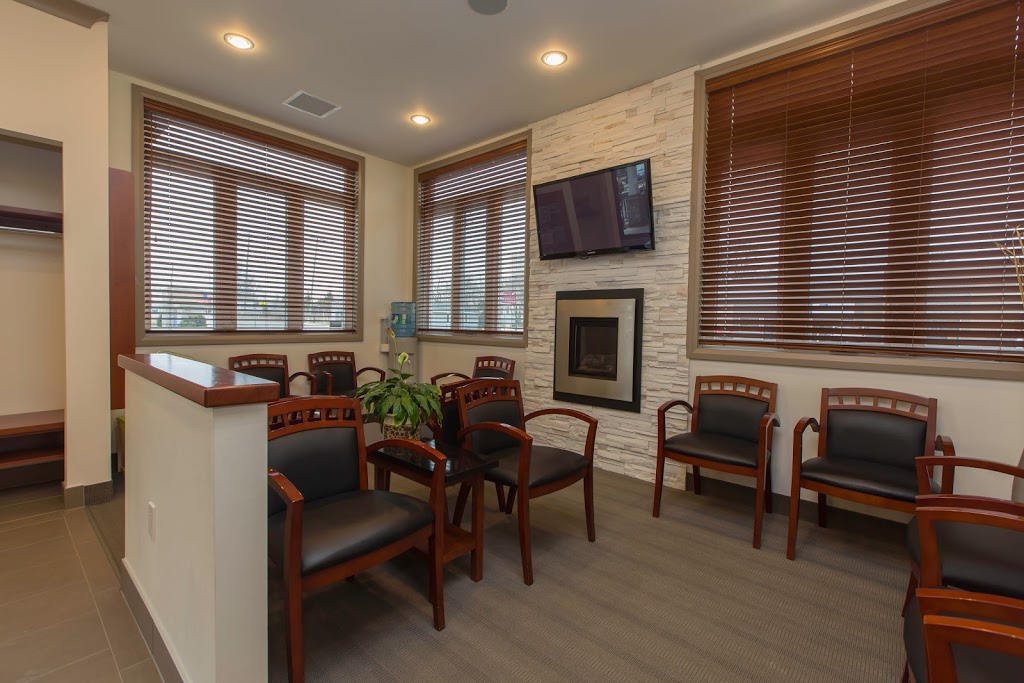 Chagger Dental-Wyoming | 578 Broadway St, Wyoming, ON N0N 1T0, Canada | Phone: (519) 845-3152