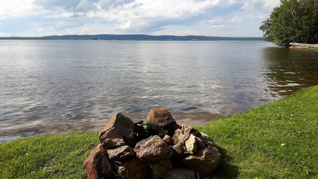 Smiths Bay Campsite | 208 Smiths Bay Rd, Eganville, ON K0J 1T0, Canada | Phone: (613) 628-6272