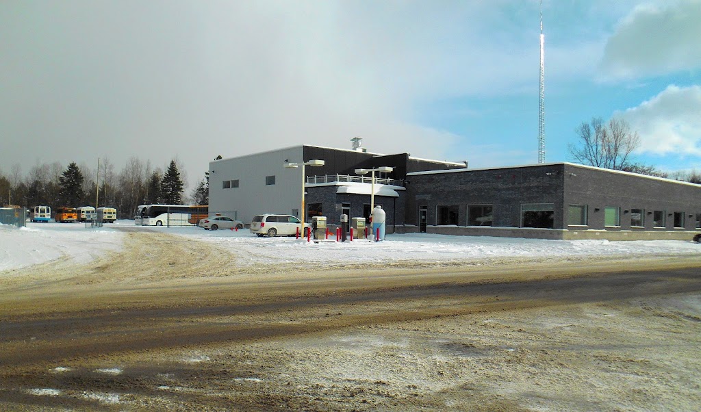 Les Autobus Brunet inc. | 986 Rue des Lacs, Saint-Jérôme, QC J5L 1T4, Canada | Phone: (450) 438-8363