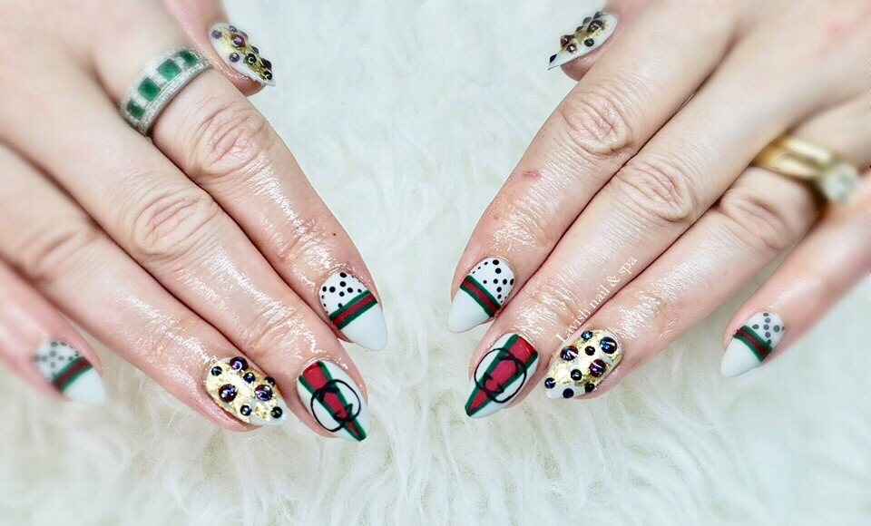 lavish Nail & Spa East Hills | 95 E Hills Blvd SE #20, Calgary, AB T2A 7X4, Canada | Phone: (403) 248-4413