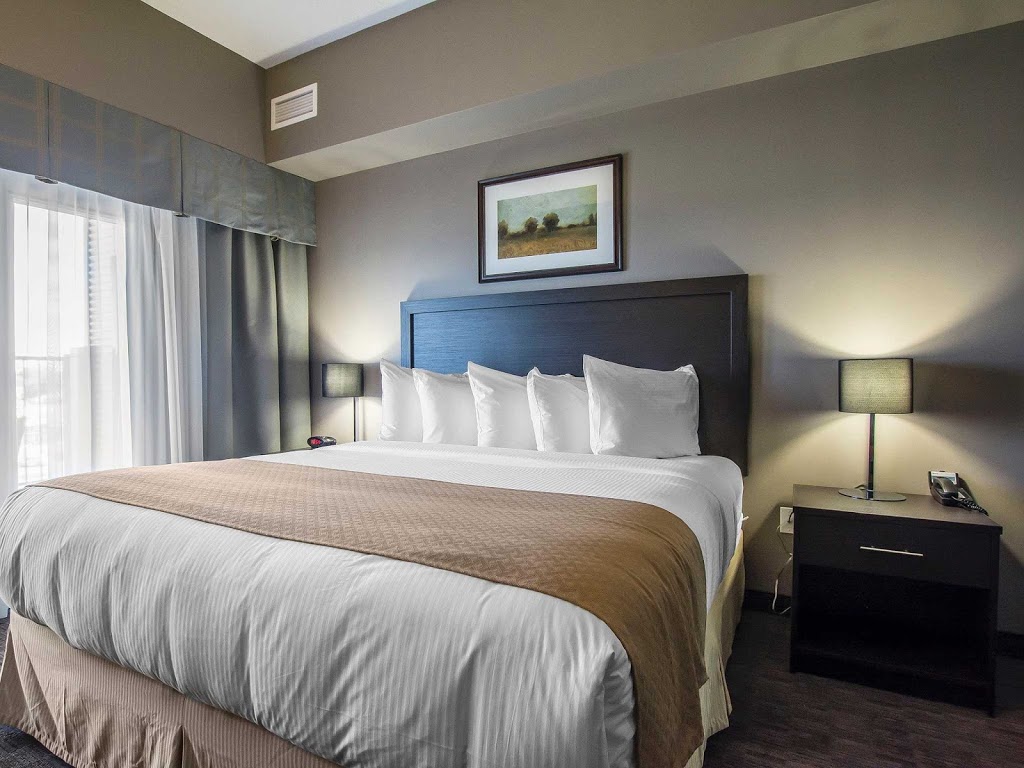 Quality Inn & Suites | 1 Boulevard Arthabaska Est, Victoriaville, QC G6T 0S4, Canada | Phone: (819) 330-8888