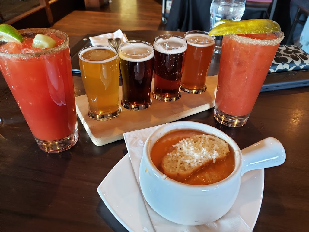 Lancaster Taphouse | 4529 Gordon Rd, Regina, SK S4W 0B7, Canada | Phone: (306) 570-2323