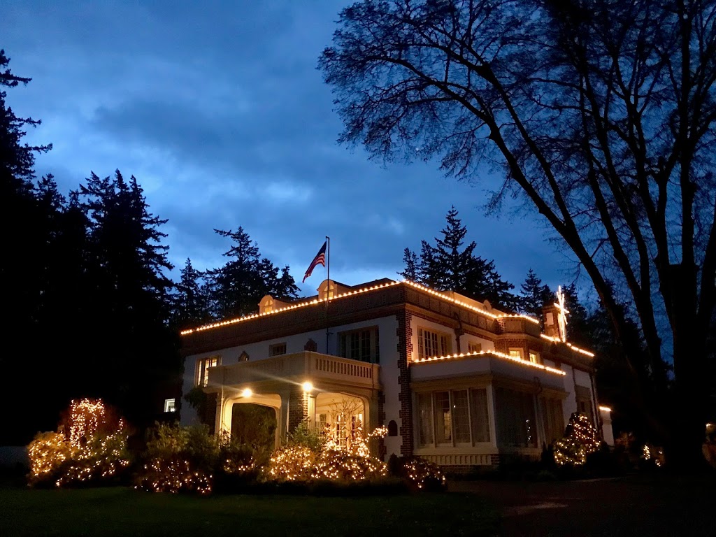 Lairmont Manor | 405 Fieldston Rd, Bellingham, WA 98225, USA | Phone: (360) 647-1444