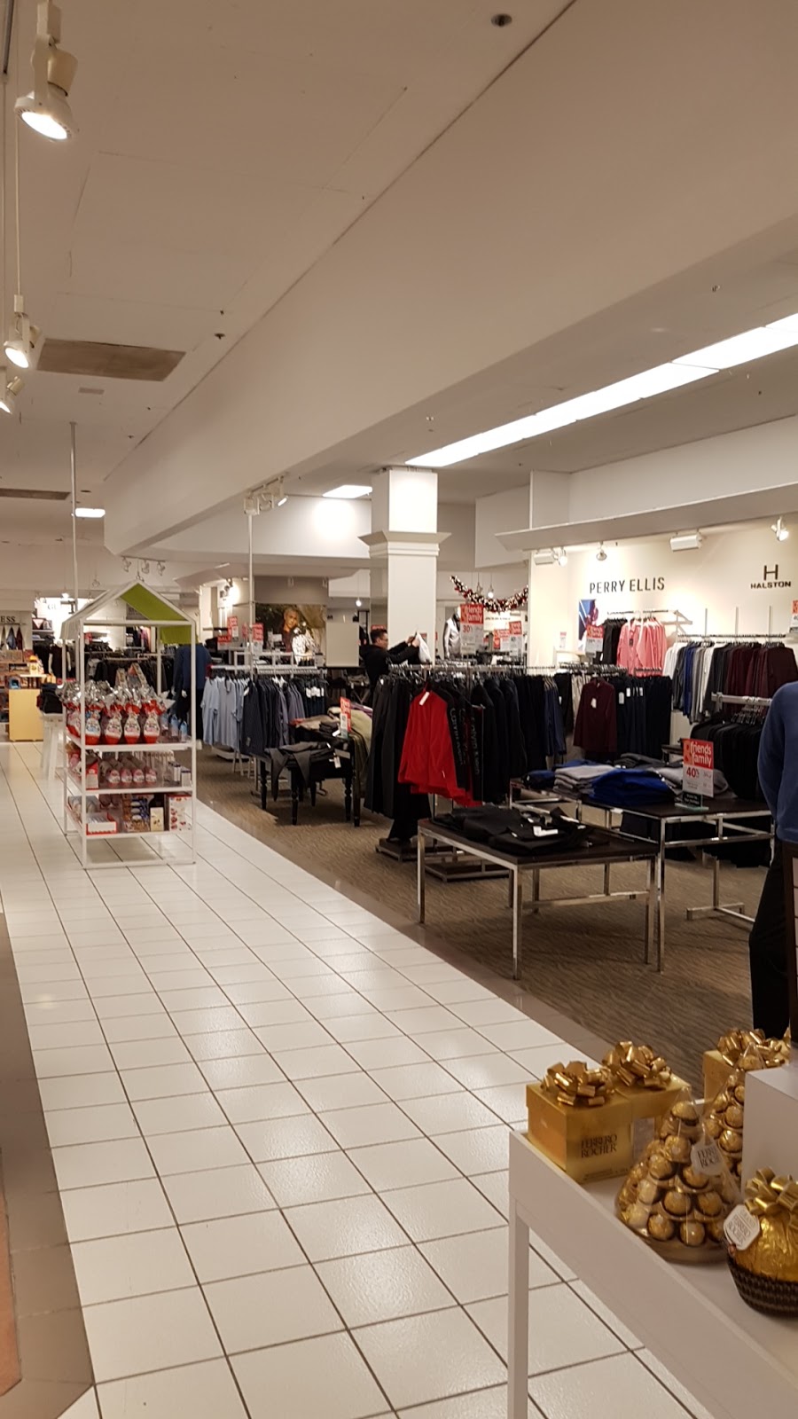 Hudson’s Bay | 3050 Kingsway Dr, Kitchener, ON N2C 2J7, Canada | Phone: (519) 894-1111