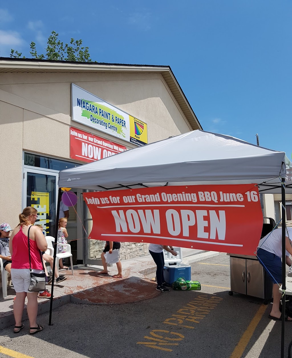Niagara Paint & Paper Decorating Centre | 243 Garrison Rd, Fort Erie, ON L2A 1M9, Canada | Phone: (289) 320-8210
