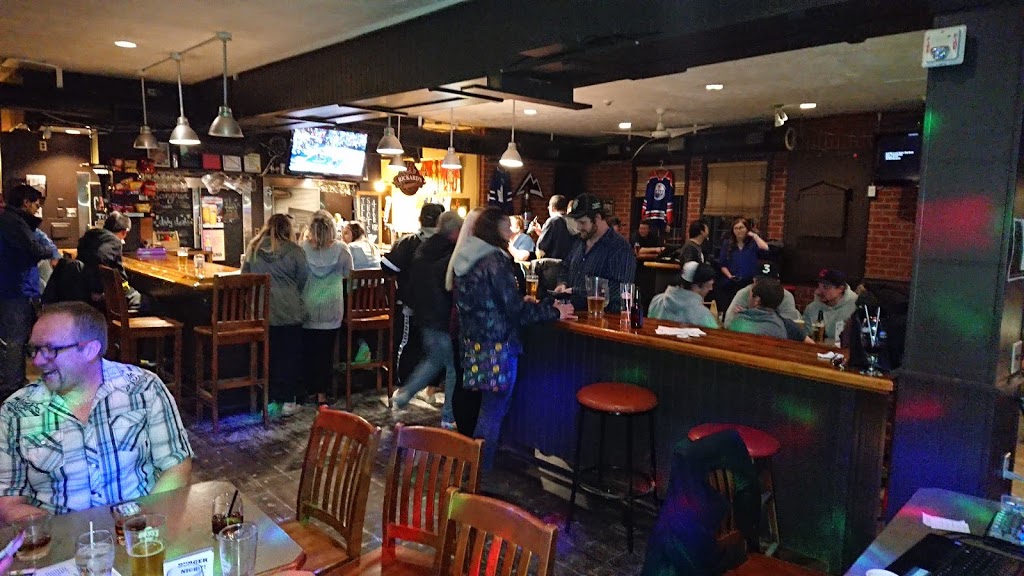 Mansion House Restaurant and Bar | 129 High St, Georgina, ON L0E, Canada | Phone: (905) 722-8345