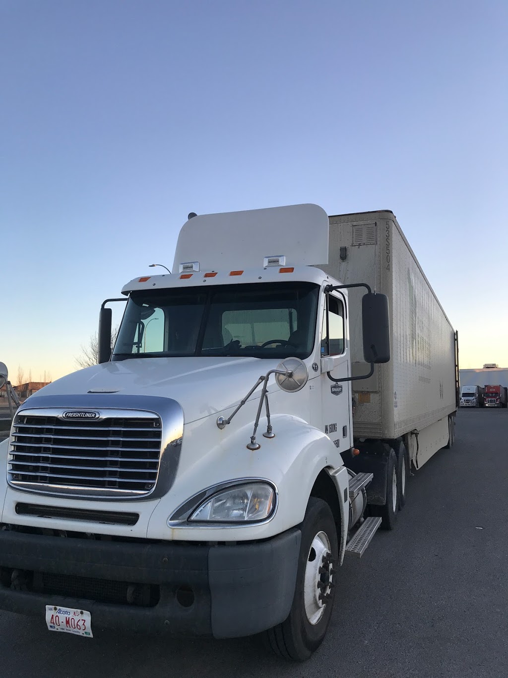 MJ Smart Transport | 5550 36 St SE #18, Calgary, AB T2C 1P1, Canada | Phone: (403) 899-9690