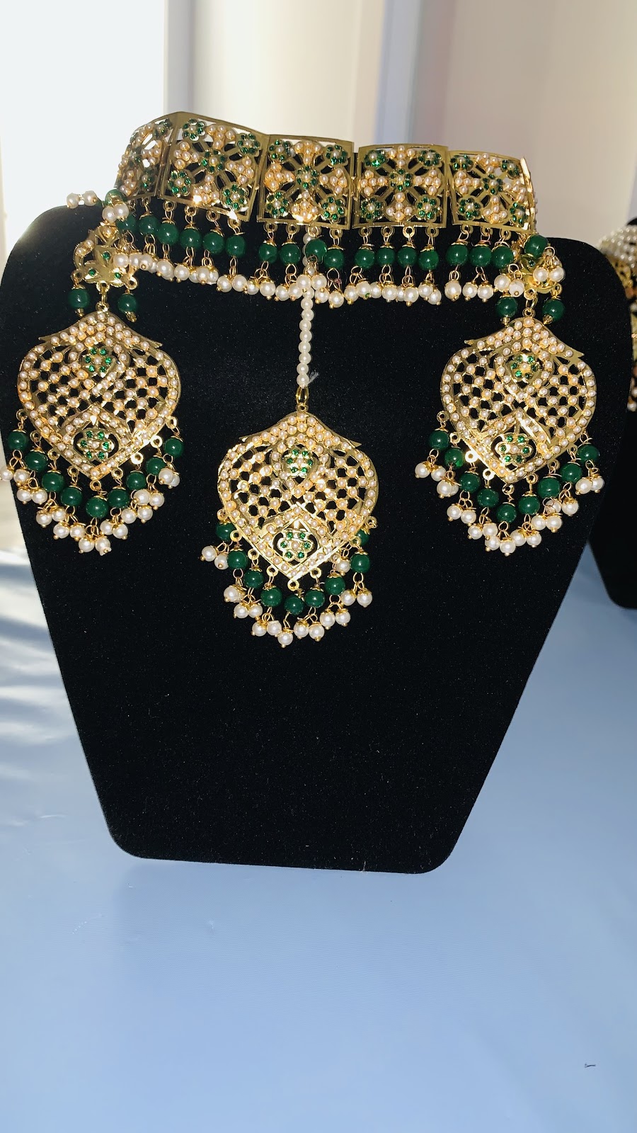 Datarz Fashion | 46061 Reece Ave, Chilliwack, BC V2P 3A6, Canada | Phone: (778) 855-4070