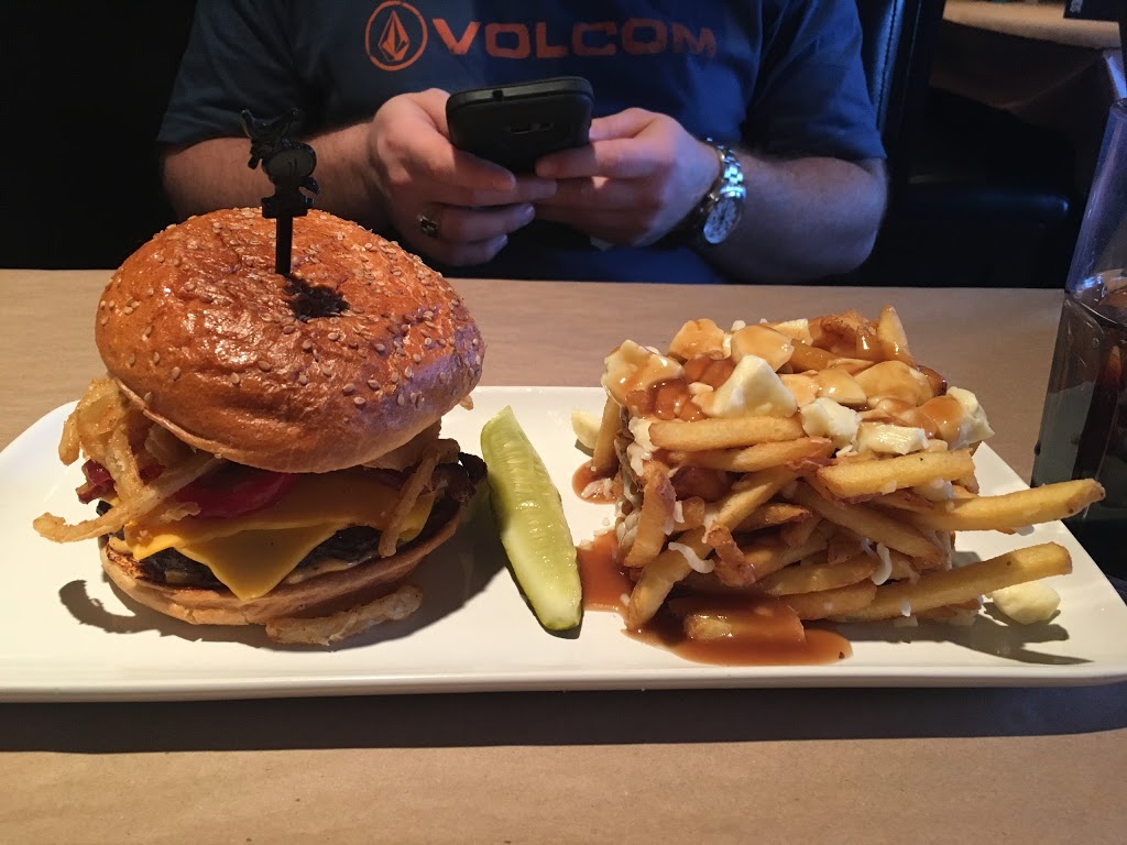 Jack Astors Bar & Grill | 839 Golf Links Rd, Ancaster, ON L9K 1L5, Canada | Phone: (905) 304-1721