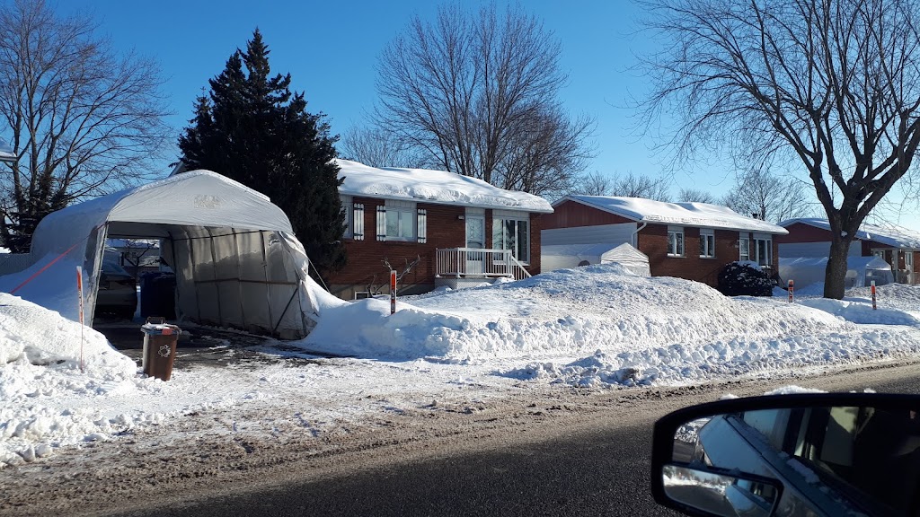 Parc Perras | 3450 Rue Perras, Saint-Hubert, QC J3Y, Canada | Phone: (450) 463-7311