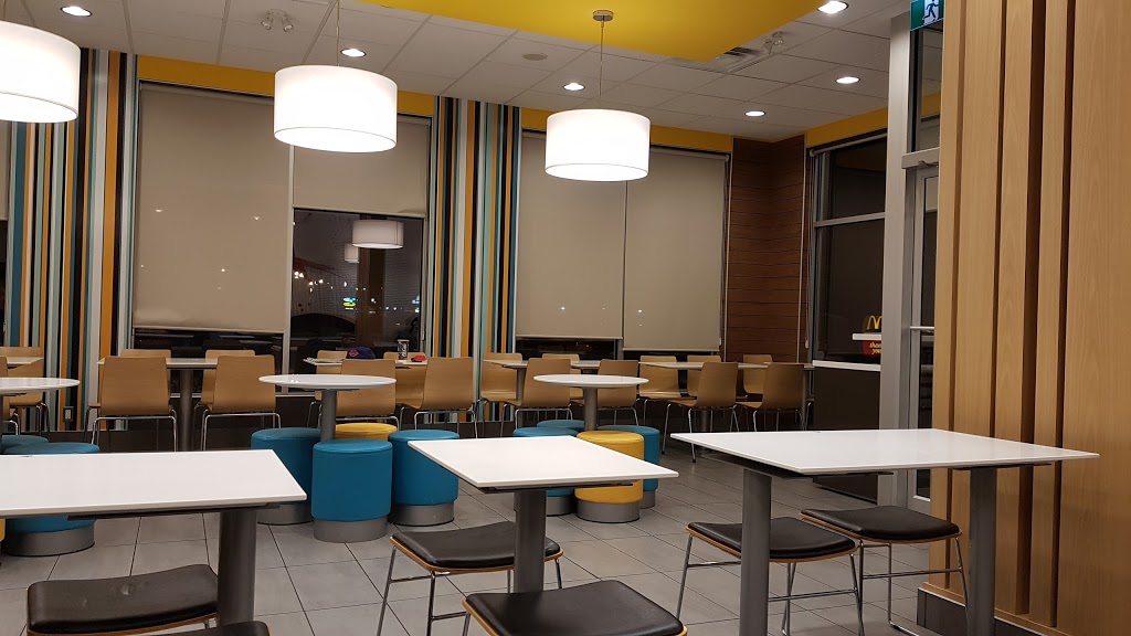 McDonalds | 507 Norwich Ave, Woodstock, ON N4S 9A2, Canada | Phone: (519) 539-4475