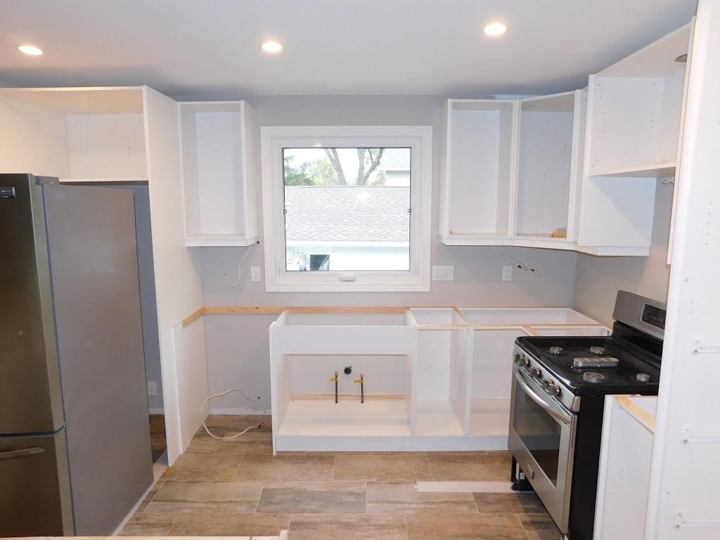 Medleys Kitchens and Blinds | 1939 Kenwick St, Brights Grove, ON N0N 1C0, Canada | Phone: (226) 349-0238