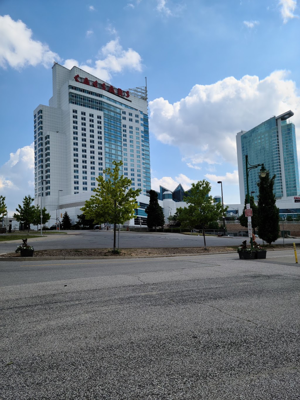 Caesars Windsor | 377 Riverside Dr E, Windsor, ON N9A 7H7, Canada | Phone: (800) 991-7777