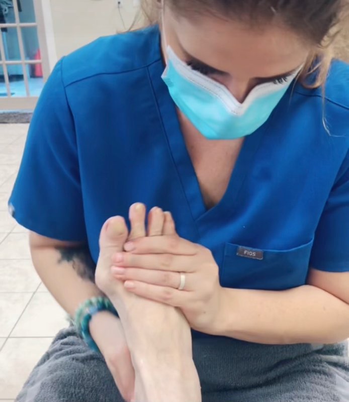 Nursing Soles | 2127 90 Ave SW Unit 102, Calgary, AB T2V 0X6, Canada | Phone: (403) 470-9247