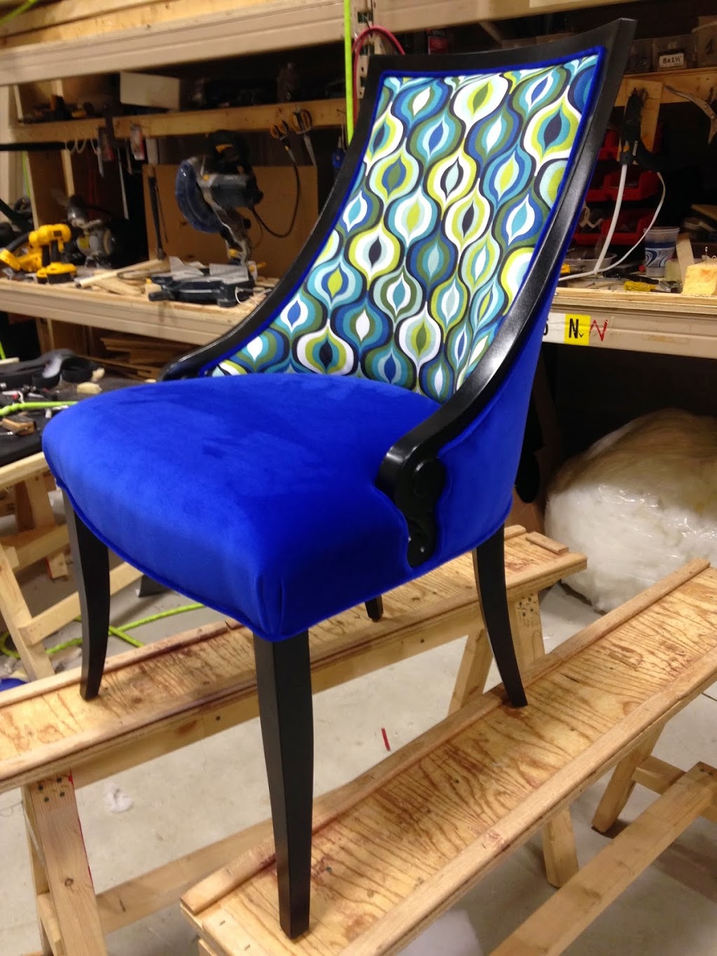 home furniture upholster inc | 1 High Meadow Pl #17, North York, ON M9L 2Z5, Canada | Phone: (416) 902-8623