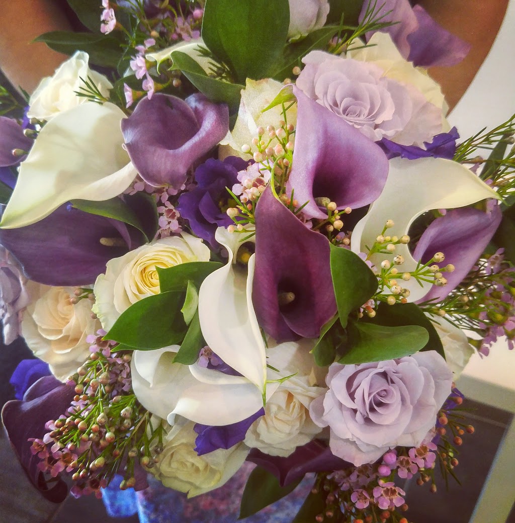 Business Is Blooming ~ Milton Flowers | 385 Main St E, Milton, ON L9T 1P7, Canada | Phone: (905) 693-6437