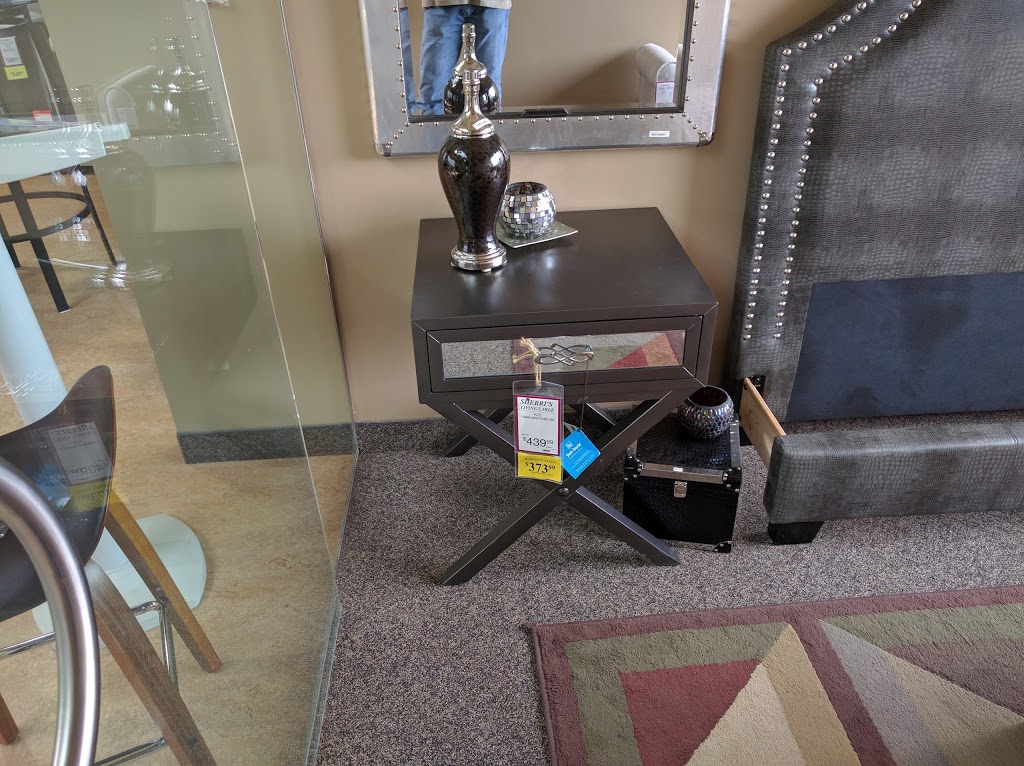 Sherris Living Large | 826 King St N, Waterloo, ON N2J 4G8, Canada | Phone: (519) 206-2488