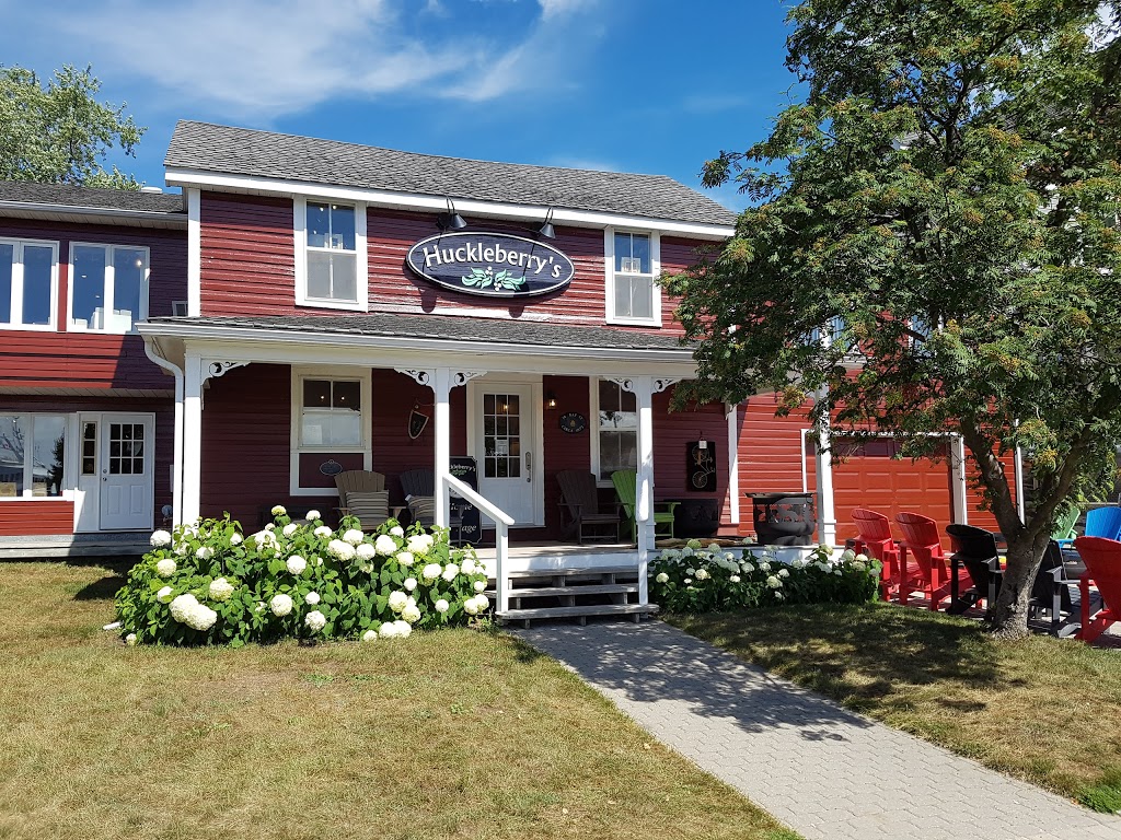 Huckleberrys | 14 Bay St, Parry Sound, ON P2A 1S3, Canada | Phone: (705) 746-2799
