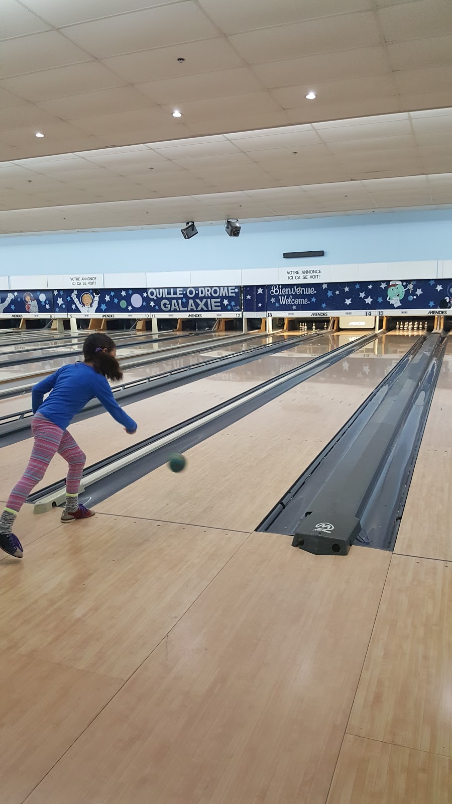 Galaxie Bowling | 90 Rue du Patrimoine, Gatineau, QC J9H 3P4, Canada | Phone: (819) 682-2695