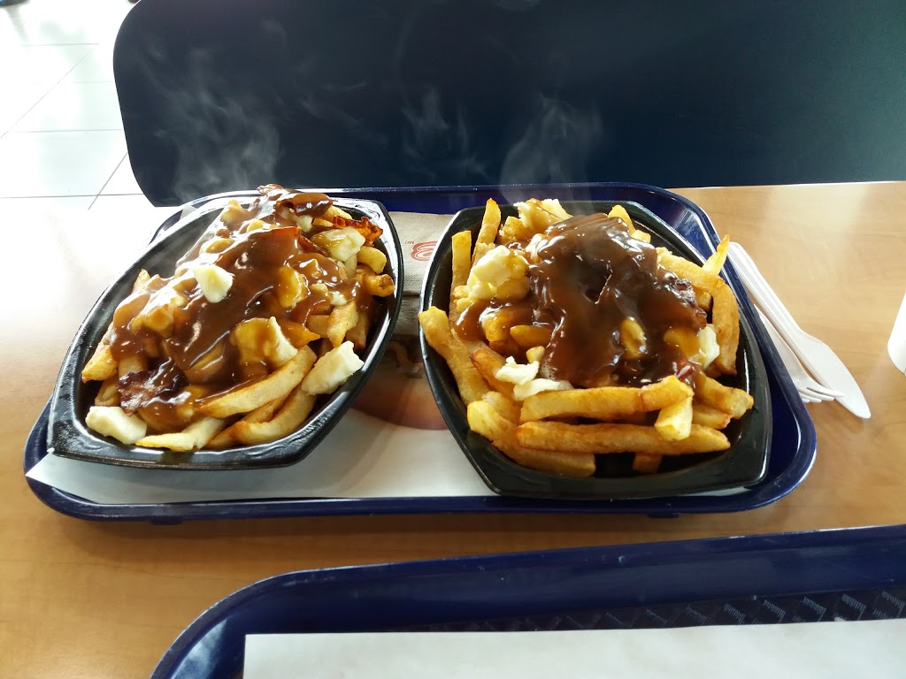 Valentine | Halte routière, 290 Autoroute Félix-Leclerc, Saint-Augustin-de-Desmaures, QC G3A 0L9, Canada | Phone: (418) 563-9129