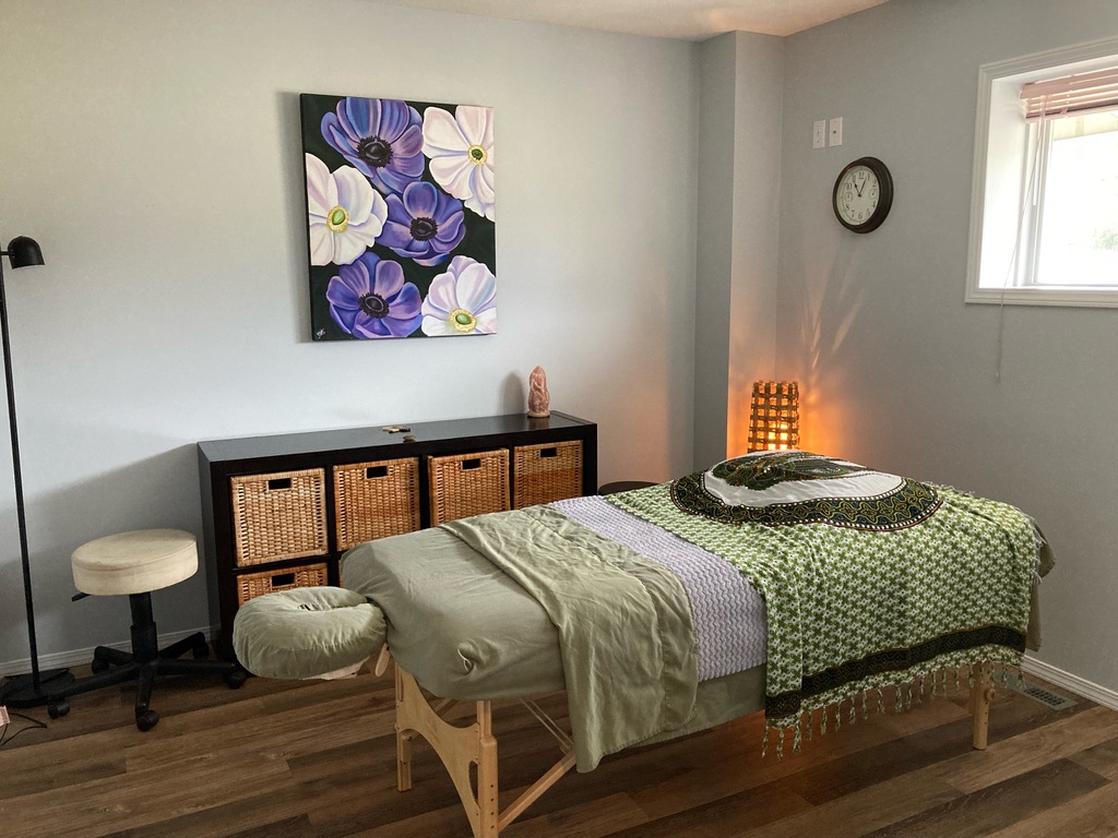 Lily Peace Massage & Spa | 8127 Main Street, Osoyoos, BC V0H 1V0, Canada | Phone: (604) 741-4289