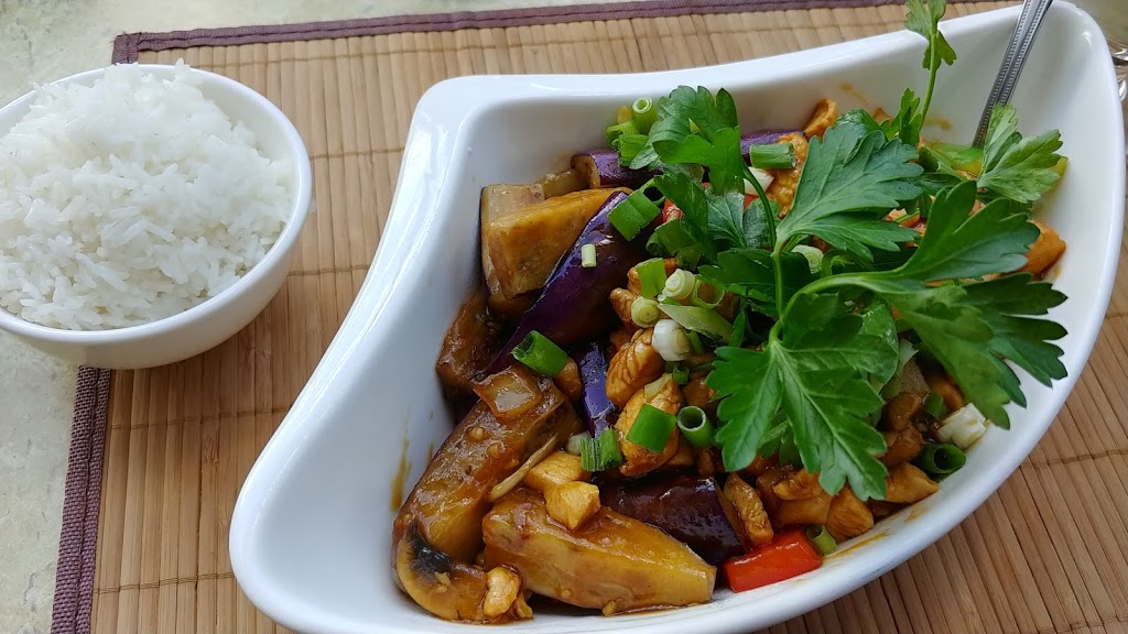 Restaurant Rouge | 6000 Boulevard Rome #60, Brossard, QC J4Y 0B6, Canada | Phone: (450) 676-8886