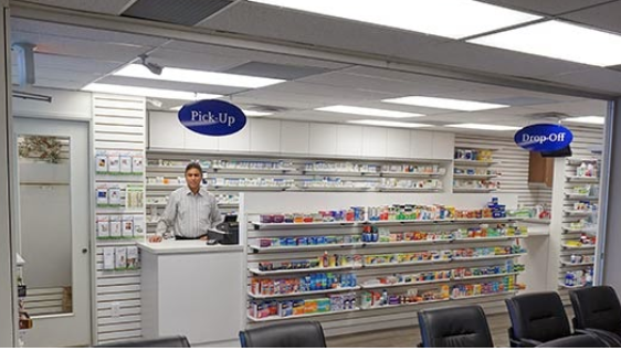 Glamorgan Remedy’sRx Pharmacy | 3919 Richmond Rd SW #14, Calgary, AB T3E 4P2, Canada | Phone: (403) 457-9000