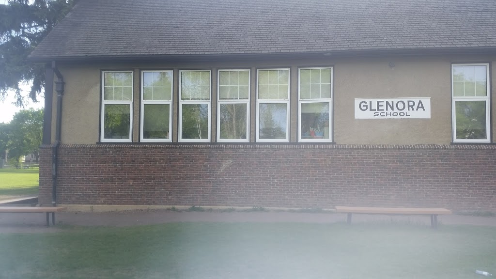 Glenora School | 13520 102 Ave, Edmonton, AB T5N 0N7, Canada | Phone: (780) 452-4740