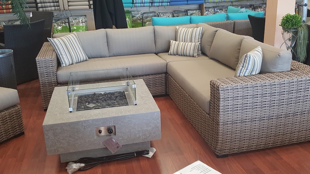 Live In Style | 467 Speers Rd, Oakville, ON L6K 3S4, Canada | Phone: (905) 844-4050