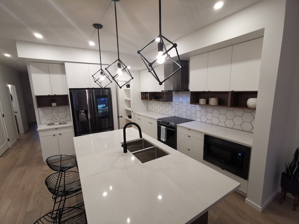 Welcome Homes Construction Inc | 5557 Schonsee Dr NW, Edmonton, AB T5Z 0R8, Canada | Phone: (780) 233-1727
