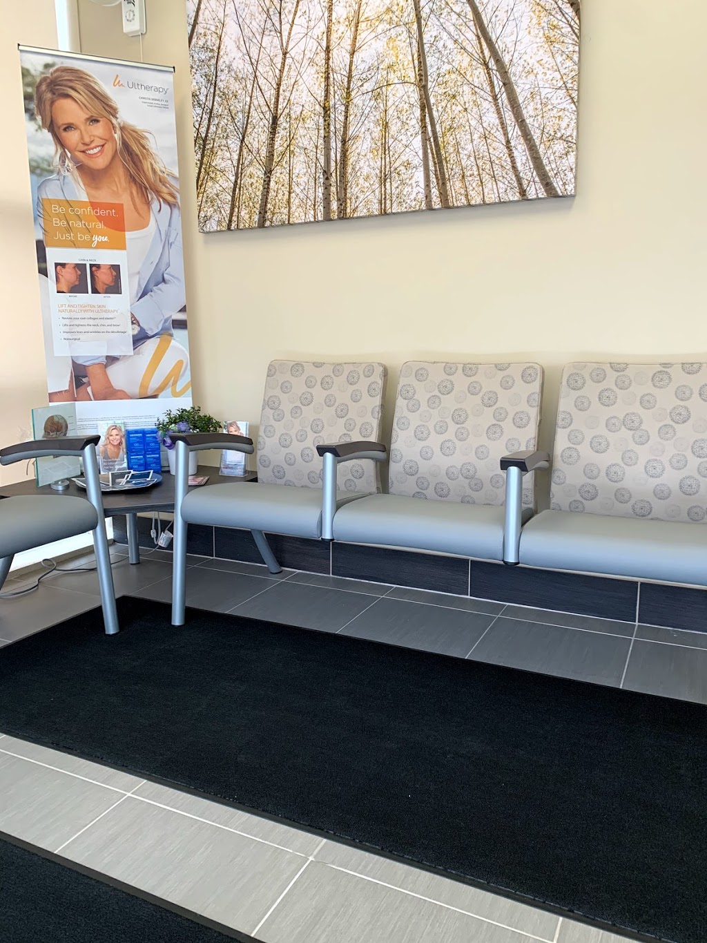 HX Wellness & Beauty | 1055 Canadian Pl #113, Mississauga, ON L4W 0C2, Canada | Phone: (888) 273-3815