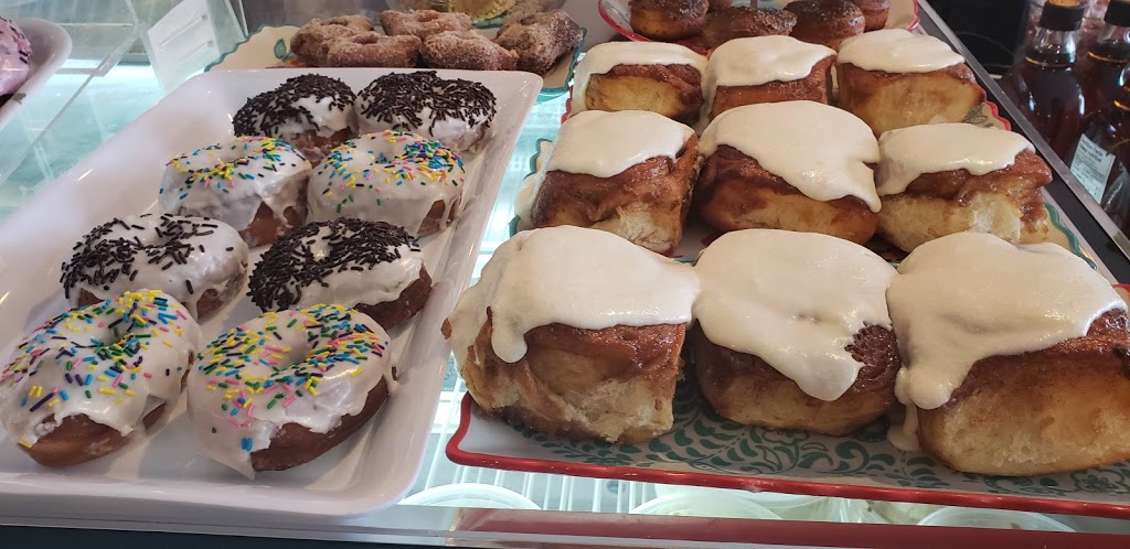 Sugar Maple RESTAURANT | 89A Ontario Rd, Mitchell, ON N0K 1N0, Canada | Phone: (519) 348-0953