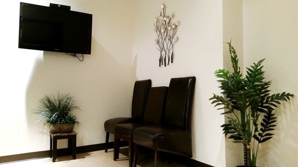 Brentwood Village Dental Clinic | 3630 Brentwood Rd NW #323, Calgary, AB T2L 1K8, Canada | Phone: (403) 210-5050