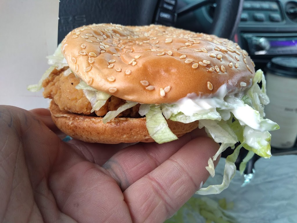 KFC | 6631 Island Hwy N, Nanaimo, BC V9T 4T7, Canada | Phone: (250) 933-1102