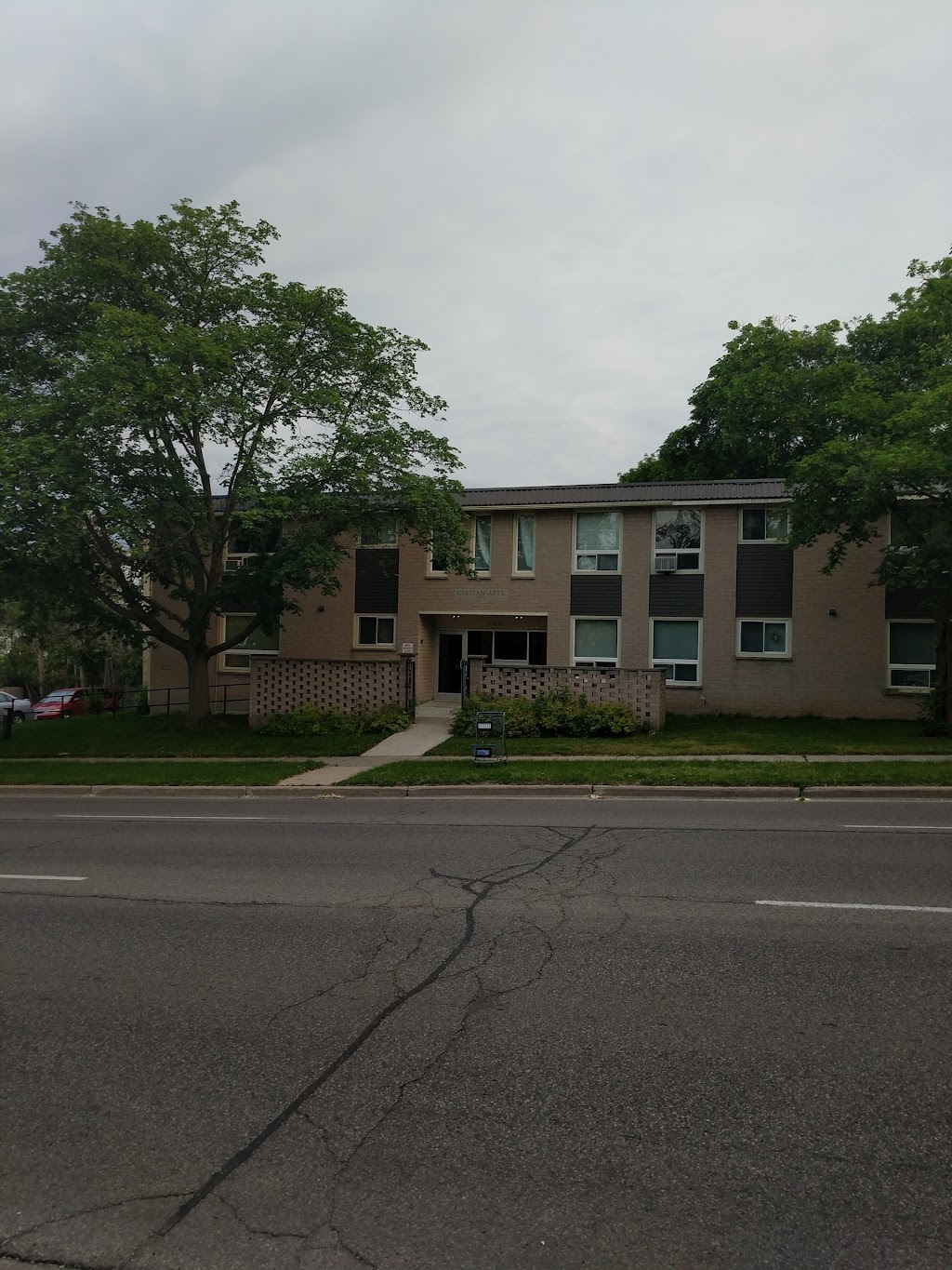 Civitan Apartments | 144 Erb St E, Waterloo, ON N2J 1M2, Canada | Phone: (519) 886-2220