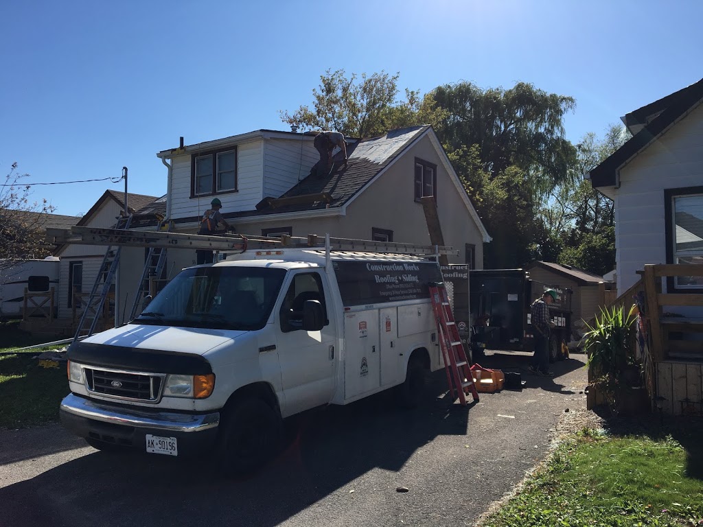 Construction Works Roofing Specializing In Flat Roofing | 8168 Mountain Rd, Niagara Falls, ON L2H 0V2, Canada | Phone: (905) 933-0172