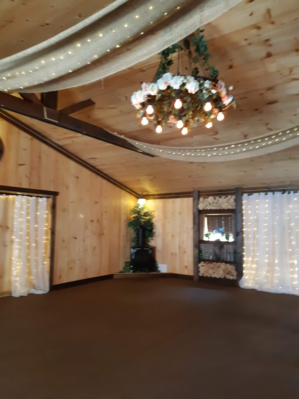The Rustic Ranch Wedding & Event Barn | 11369 Longwoods Rd, Thamesville, ON N0P 2K0, Canada | Phone: (226) 881-0430