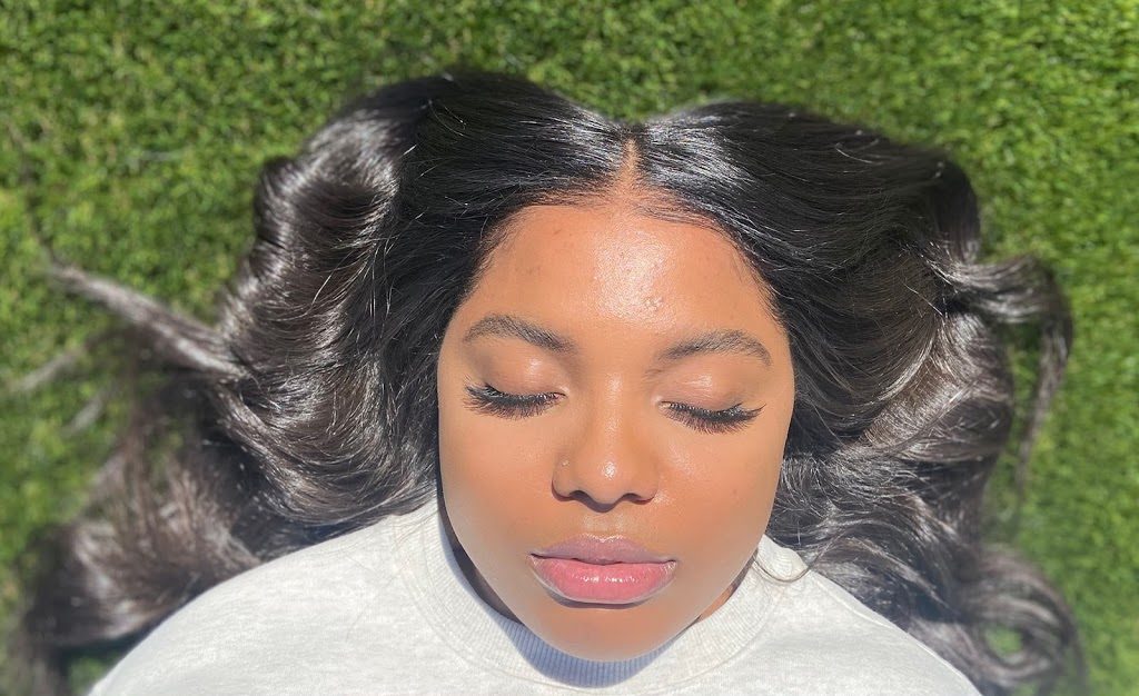 House of Volume - Eyelash Extensions Oakville | 2486 Old Bronte Rd #417, Oakville, ON L6M 4J2, Canada | Phone: (647) 560-8049