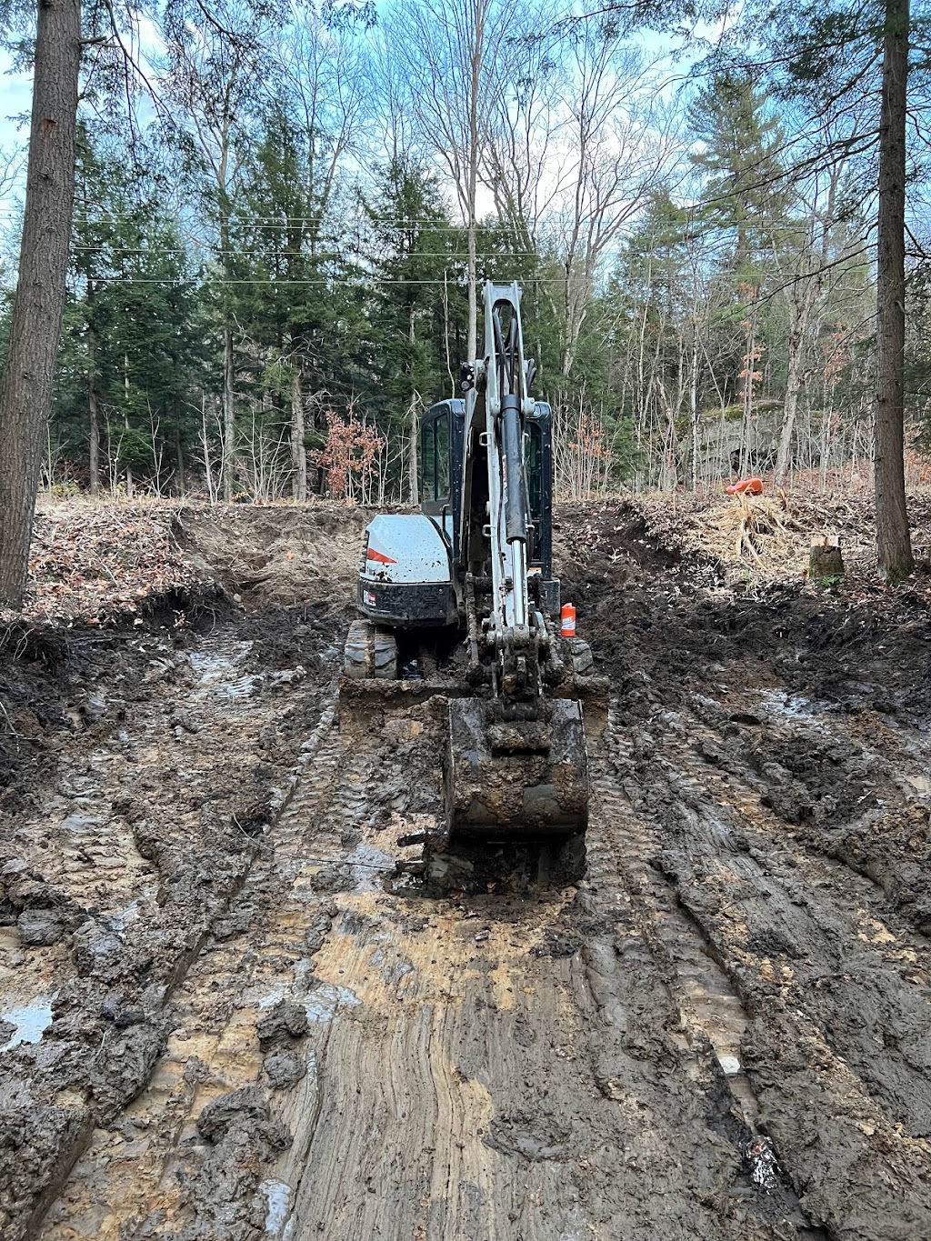 Kilworthy Construction & Excavation | 1380 Kilworthy Rd, Kilworthy, ON P0E 1G0, Canada | Phone: (647) 616-1148